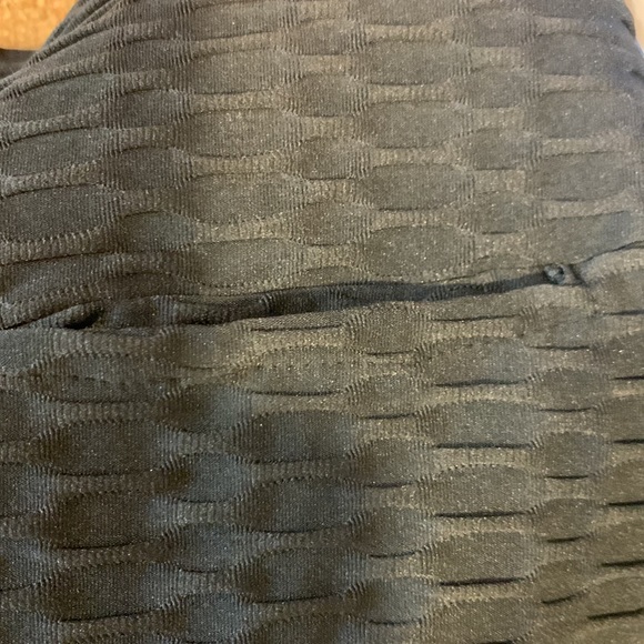 Butt Scrunch Textured Leggings Size 2X NWT - Picture 6 of 6